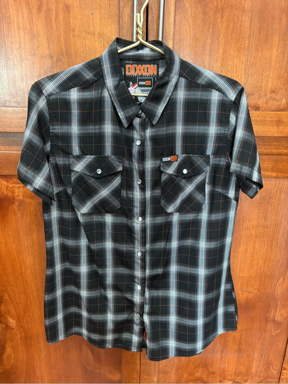 DIXXON The Hub women’s large Black Plaid Short Sleeve Button-Down Shirt